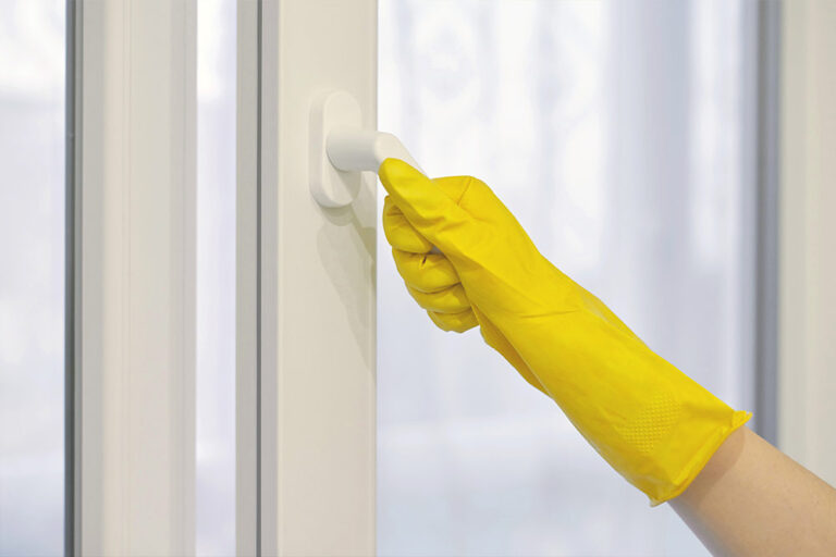 come pulire serramenti pvc monza porte finestre monza